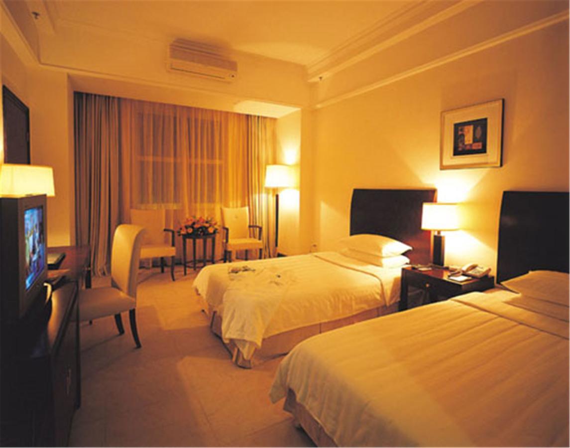 Clifford Golden Lake Hotel Φοσάν Δωμάτιο φωτογραφία
