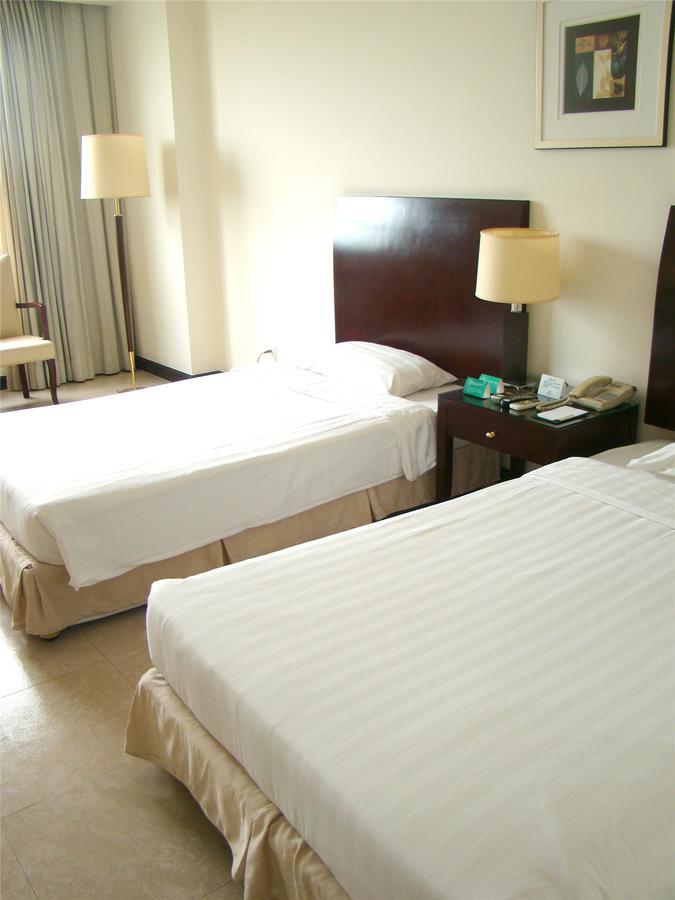 Clifford Golden Lake Hotel Φοσάν Εξωτερικό φωτογραφία