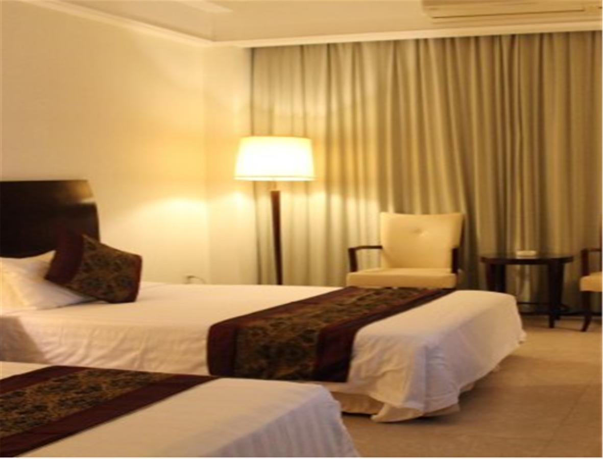 Clifford Golden Lake Hotel Φοσάν Εξωτερικό φωτογραφία