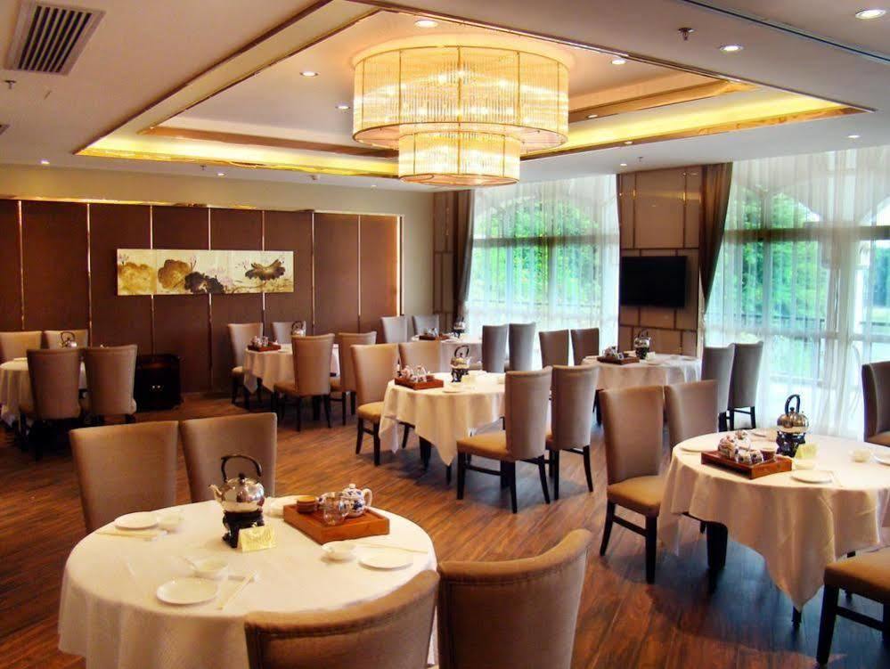 Clifford Golden Lake Hotel Φοσάν Εξωτερικό φωτογραφία