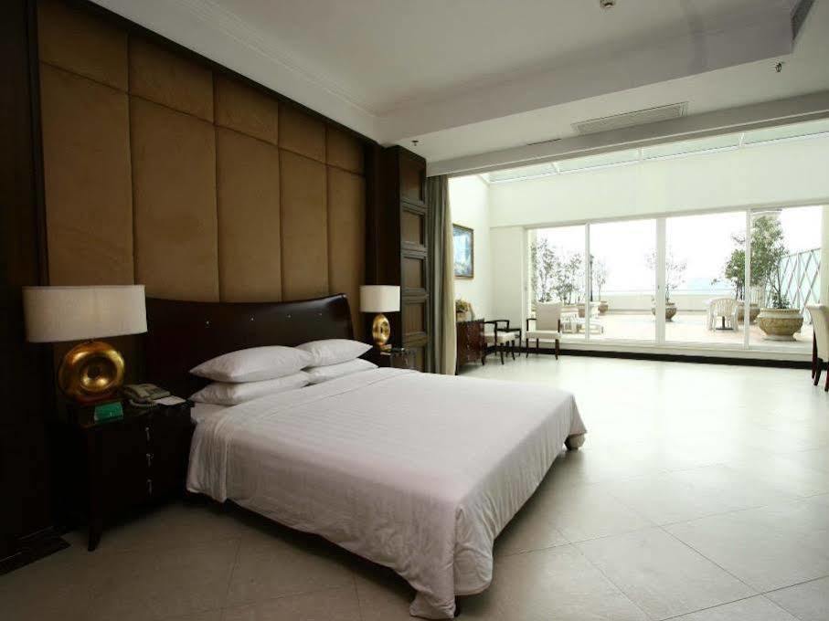 Clifford Golden Lake Hotel Φοσάν Εξωτερικό φωτογραφία
